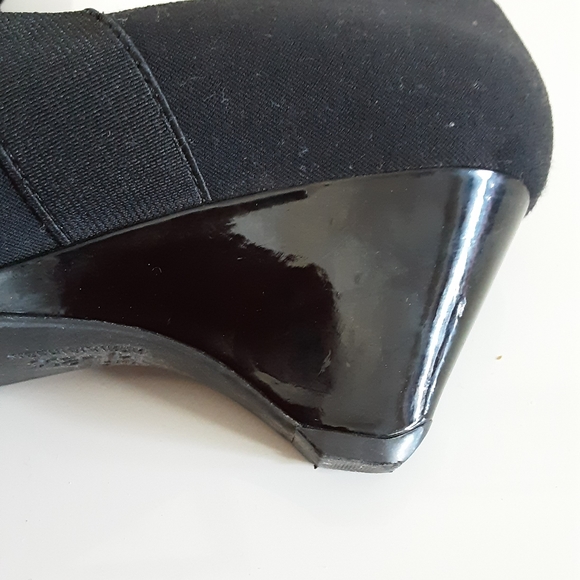 Anne Klein Black Matt iFlex Wedge Heels - Picture 11 of 12